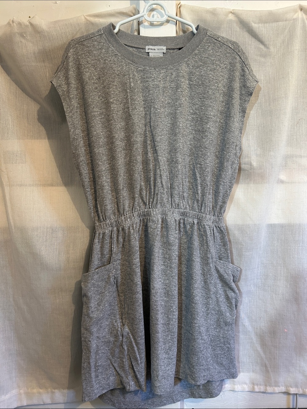 Casual Grey Knit Cinched-Waist Dress